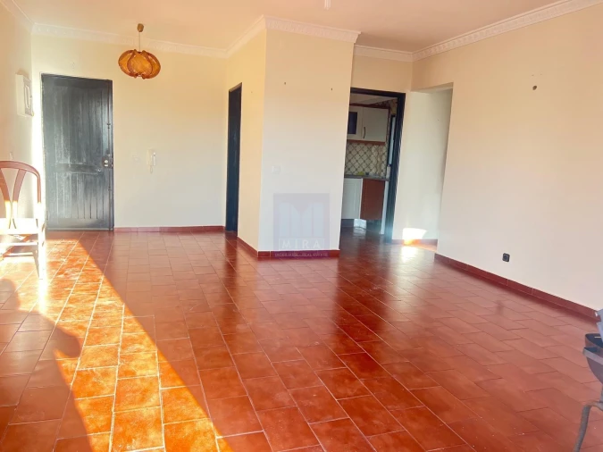 Apartamento T2 para Venda em Quarteira Foto 7