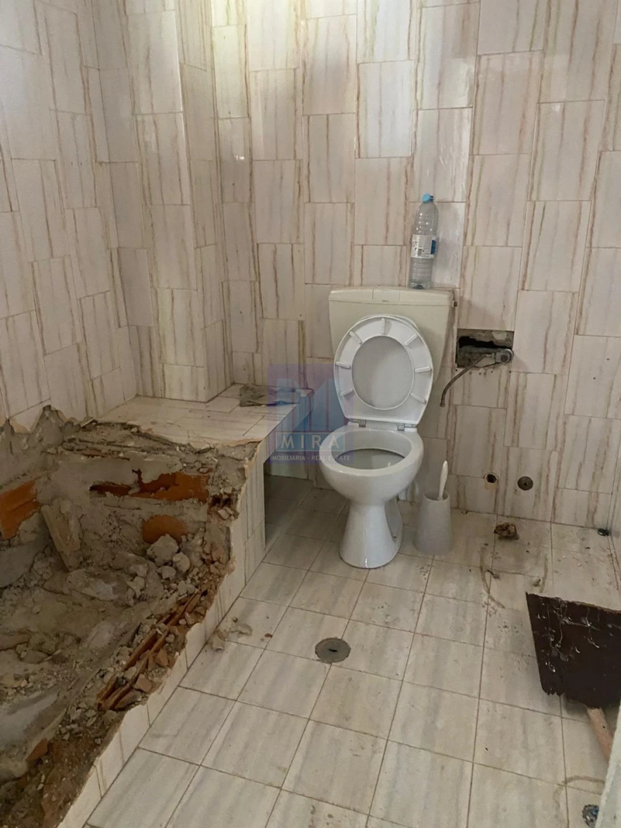 Apartamento T2 para Venda em Quarteira Foto 5