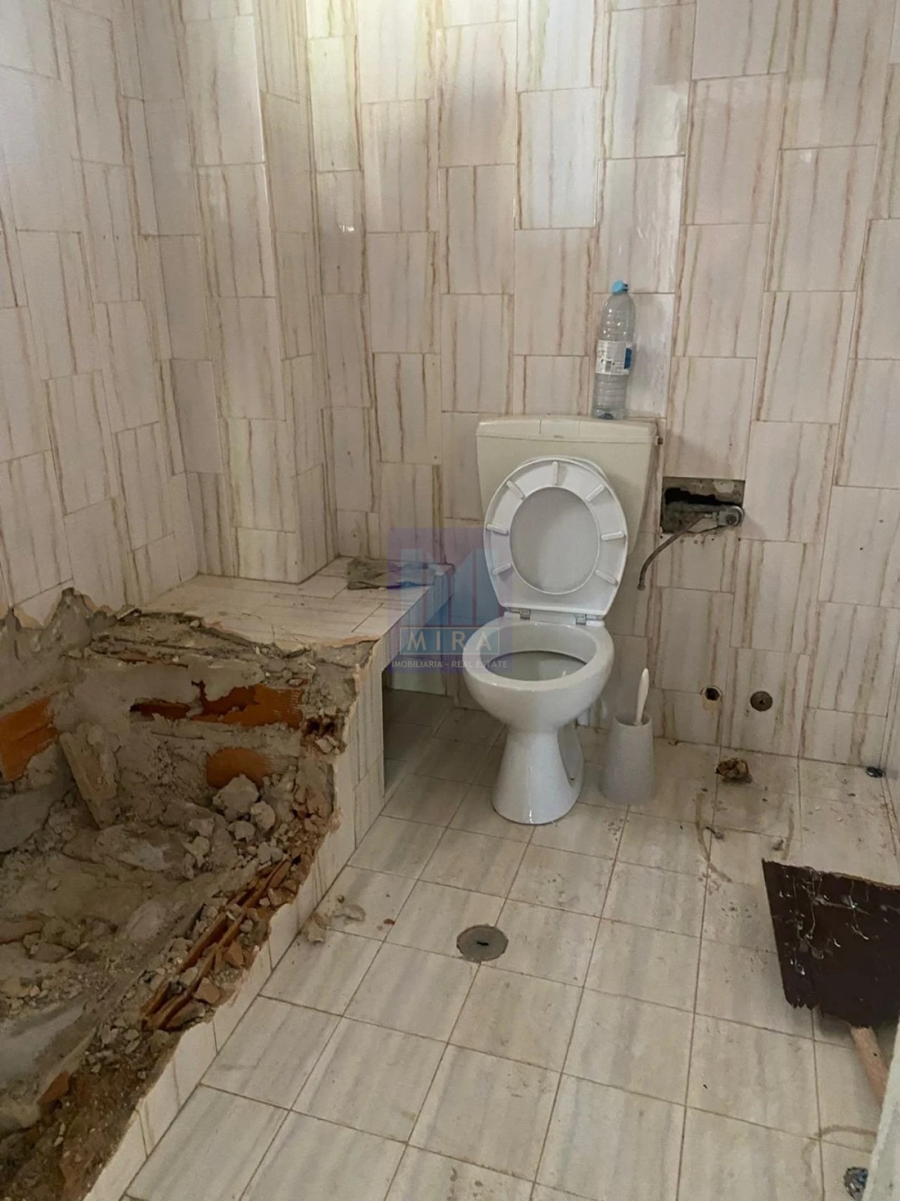 Apartamento T2 para Venda em Quarteira Foto 5