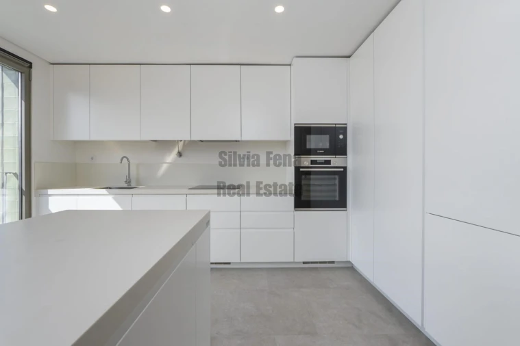 Apartamento T3 para Venda em Algés, Linda-A-Velha e Cruz Quebrada-Dafundo Foto 5