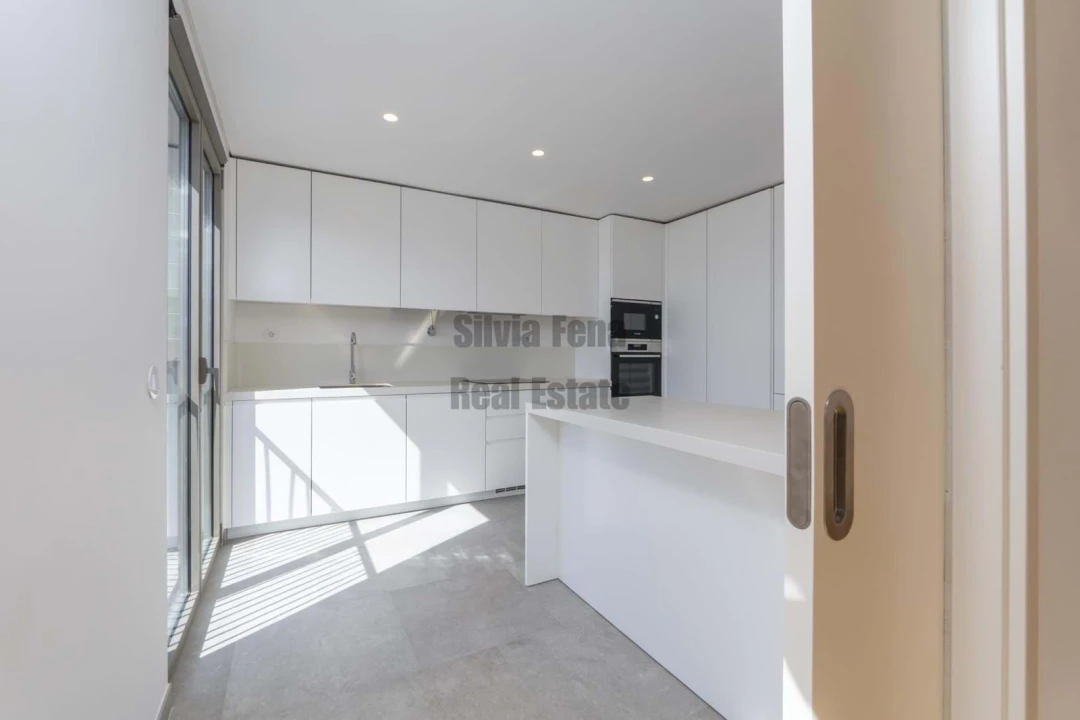 Apartamento T3 para Venda em Algés, Linda-A-Velha e Cruz Quebrada-Dafundo Foto 7