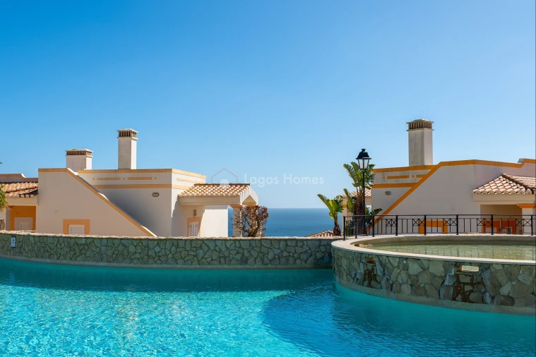 Moradia T2 para Venda em Budens Foto 15