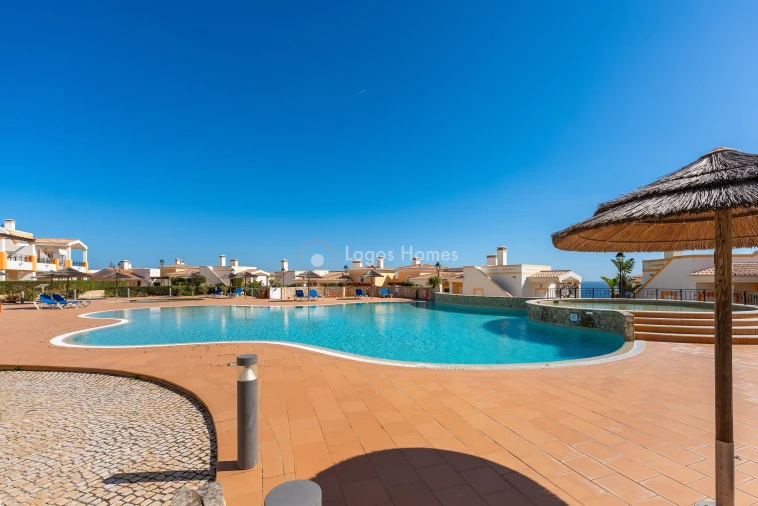 Moradia T2 para Venda em Budens Foto 14