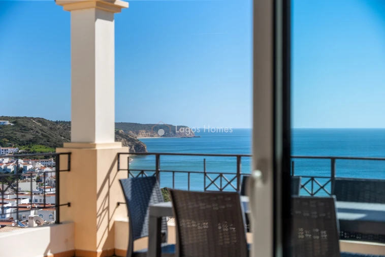 Moradia T2 para Venda em Budens Foto 29