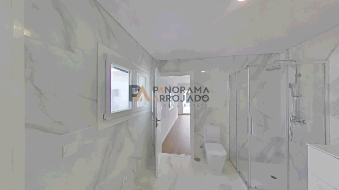 Moradia T4 para Venda em Fernao Ferro Foto 17