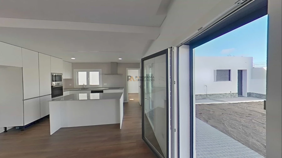 Moradia T4 para Venda em Fernao Ferro Foto 5