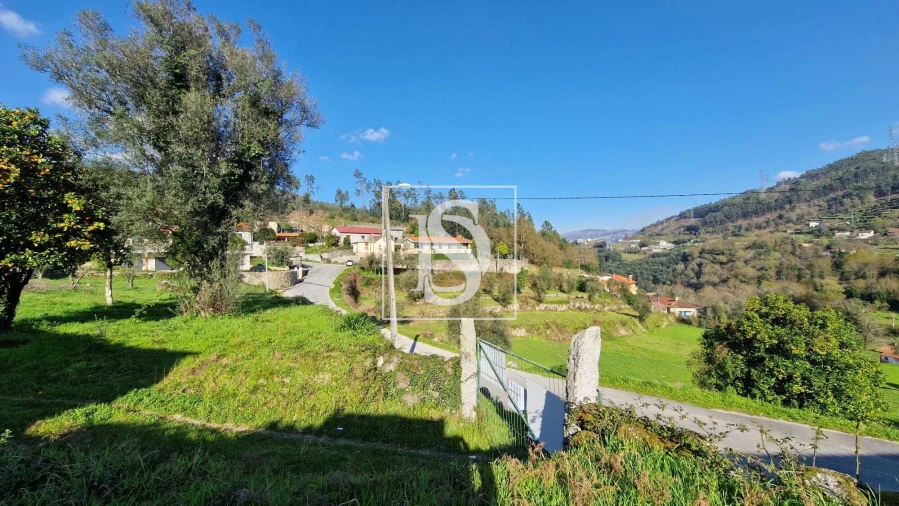 Terreno para Venda em Parada do Bouro Foto 17