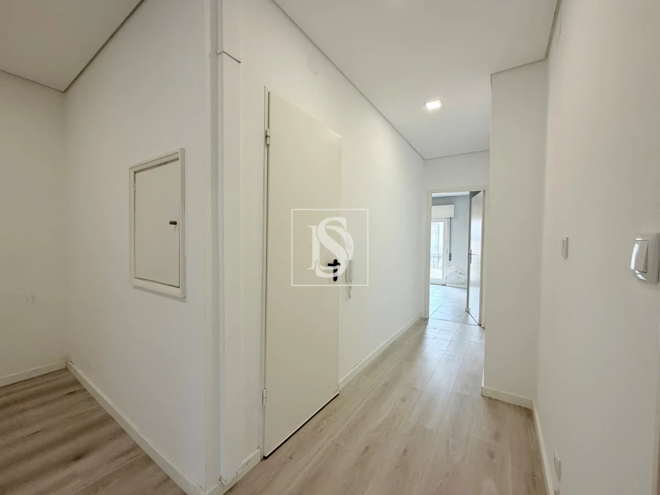 Apartamento T3 para Venda em Santa Maria Maior e Monserrate e Meadela Foto 3
