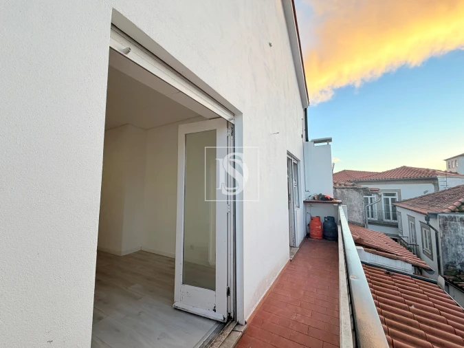Apartamento T3 para Venda em Santa Maria Maior e Monserrate e Meadela Foto 31