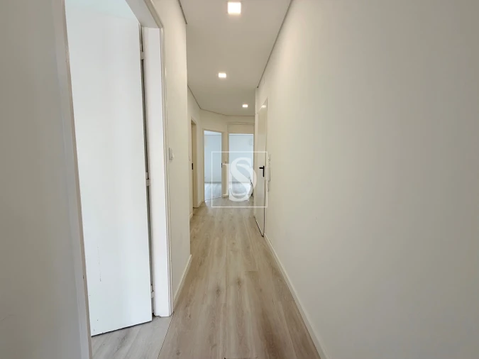 Apartamento T3 para Venda em Santa Maria Maior e Monserrate e Meadela Foto 27