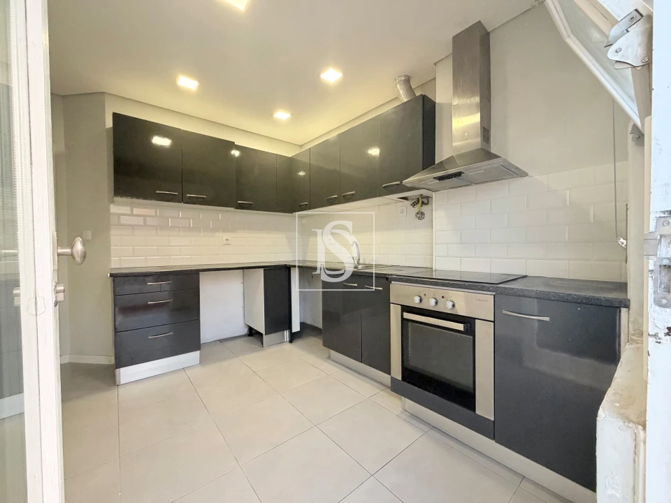 Apartamento T3 para Venda em Santa Maria Maior e Monserrate e Meadela Foto 2