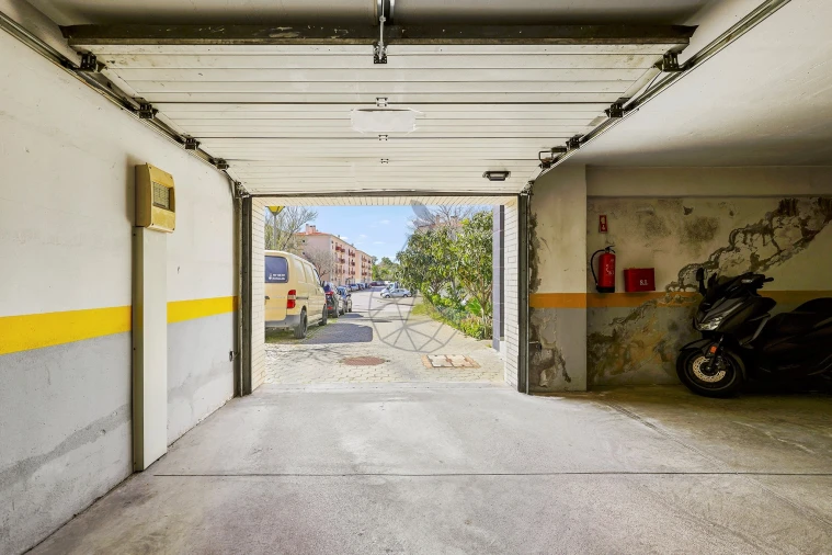 Apartamento T3 para Venda em Portimão Foto 39