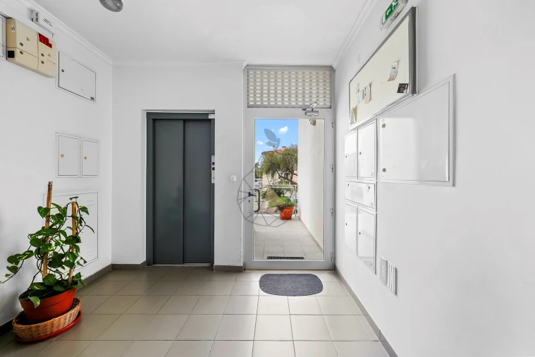 Apartamento T3 para Venda em Portimão Foto 34