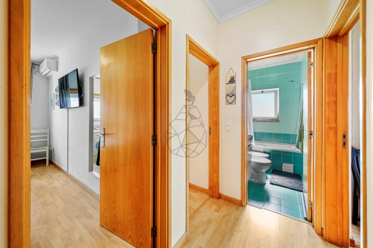Apartamento T3 para Venda em Portimão Foto 16