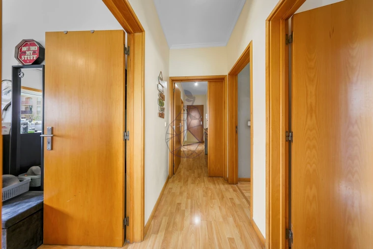 Apartamento T3 para Venda em Portimão Foto 31