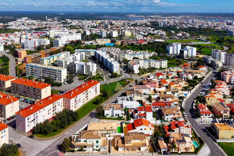Apartamento T3 para Venda em Portimão Foto 47