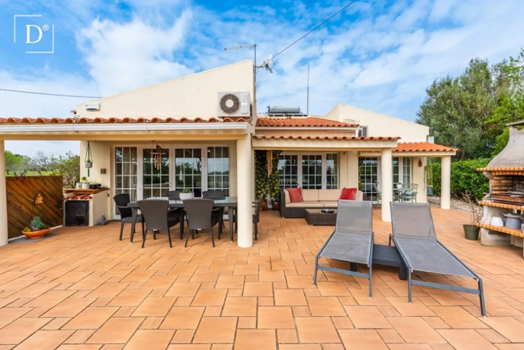 Moradia T3 para Venda em Albufeira e Olhos de Água Foto 29