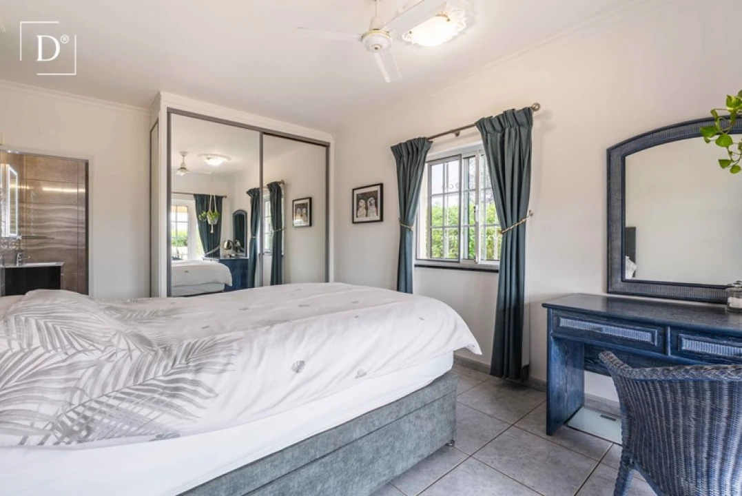 Moradia T3 para Venda em Albufeira e Olhos de Água Foto 14