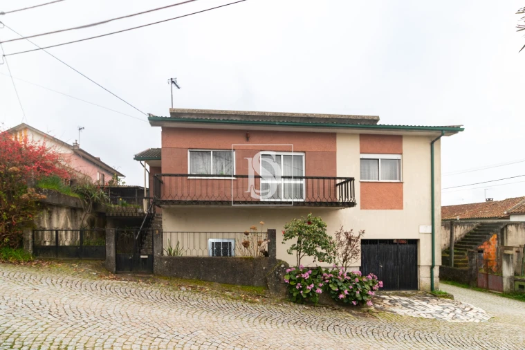 Moradia T3 para Venda em Campo Foto 17