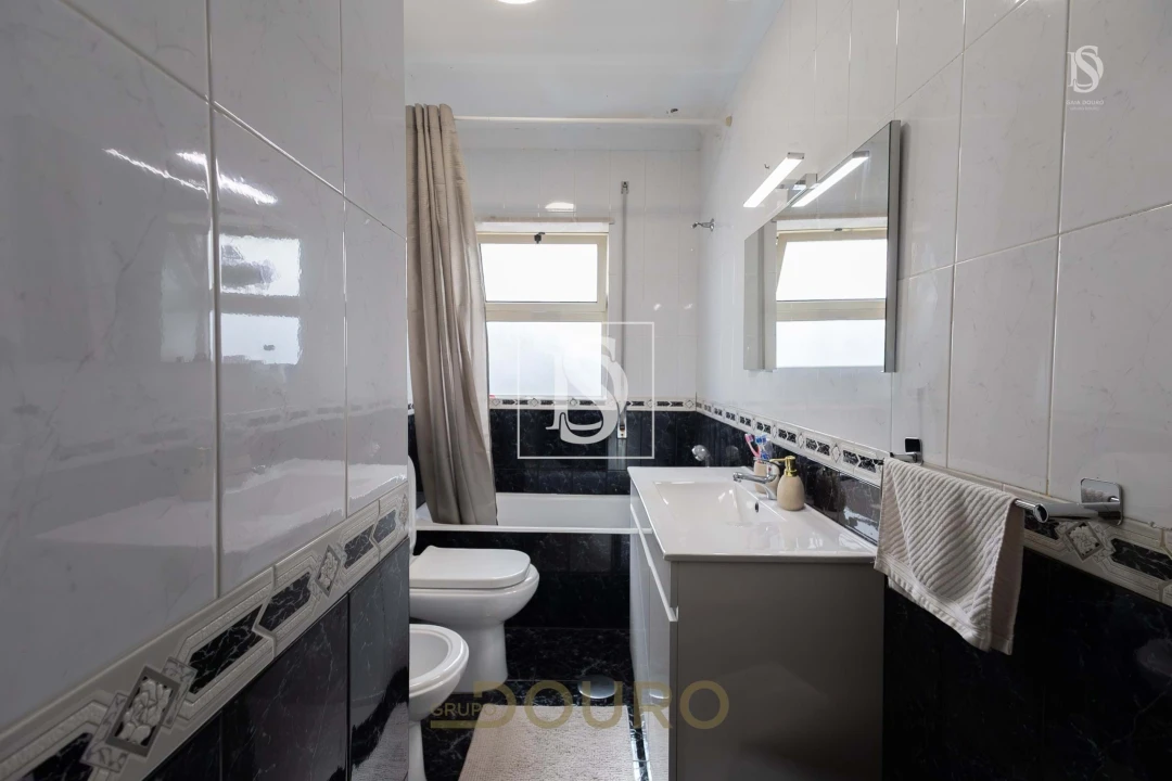 Apartamento T2 para Venda em Santa Marinha e São Pedro da Afurada Foto 20