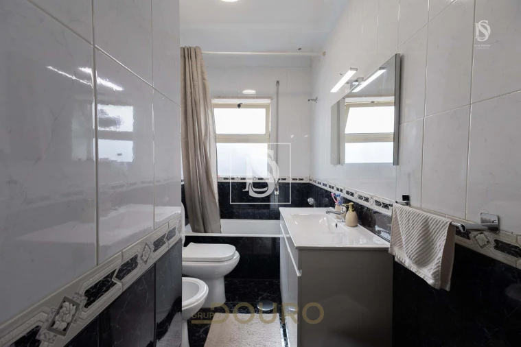 Apartamento T2 para Venda em Santa Marinha e São Pedro da Afurada Foto 20