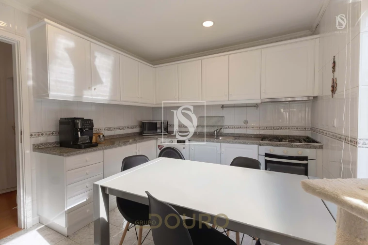 Apartamento T2 para Venda em Santa Marinha e São Pedro da Afurada Foto 12