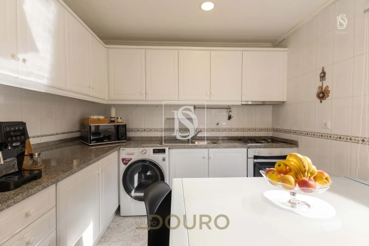 Apartamento T2 para Venda em Santa Marinha e São Pedro da Afurada Foto 9