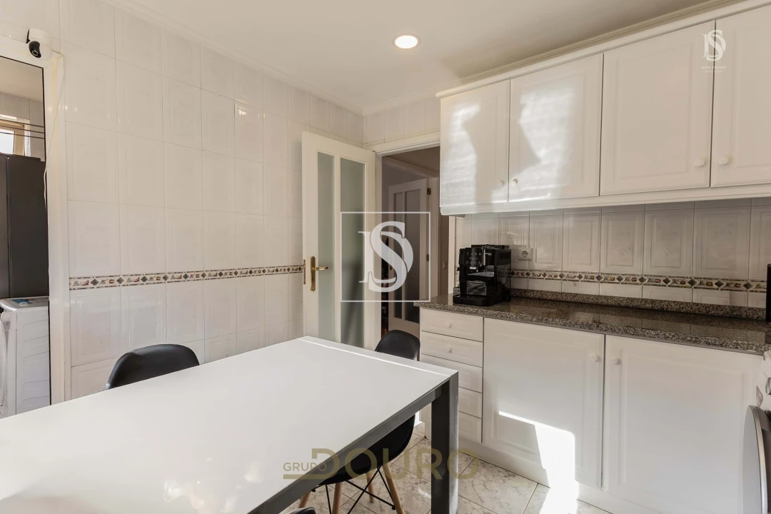 Apartamento T2 para Venda em Santa Marinha e São Pedro da Afurada Foto 10