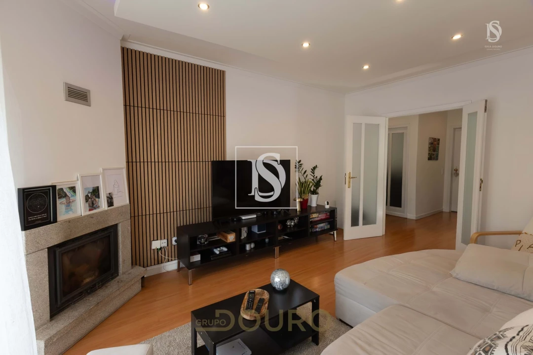 Apartamento T2 para Venda em Santa Marinha e São Pedro da Afurada Foto 7