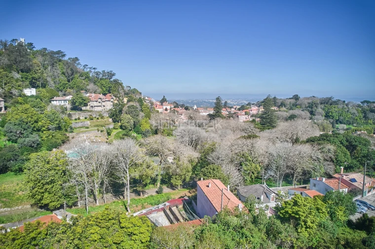 Moradia T4 para Venda em Agualva e Mira-Sintra Foto 33