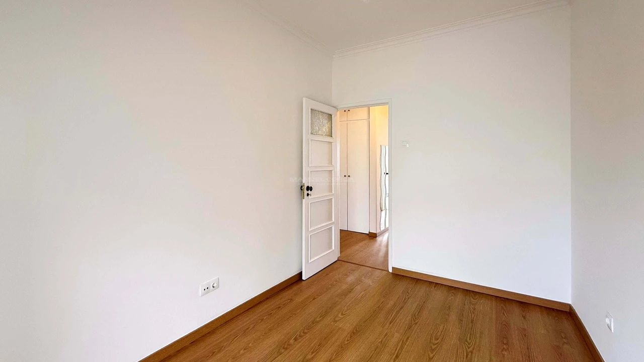 Apartamento T2 para Arrendamento em Agualva e Mira-Sintra Foto 11