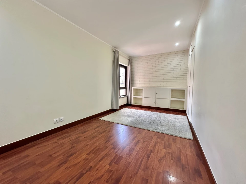 Apartamento T2 para Venda em Barcarena Foto 8