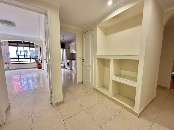 Apartamento T2 para Venda em Barcarena Foto 4