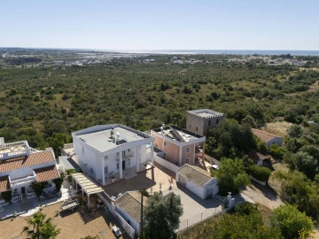 Moradia T4 para Venda em Olhão
