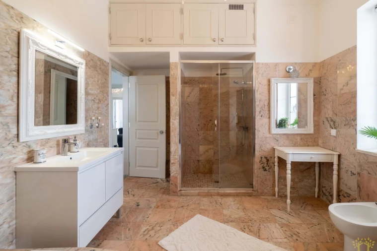 Moradia T4 para Venda em Olhão Foto 30