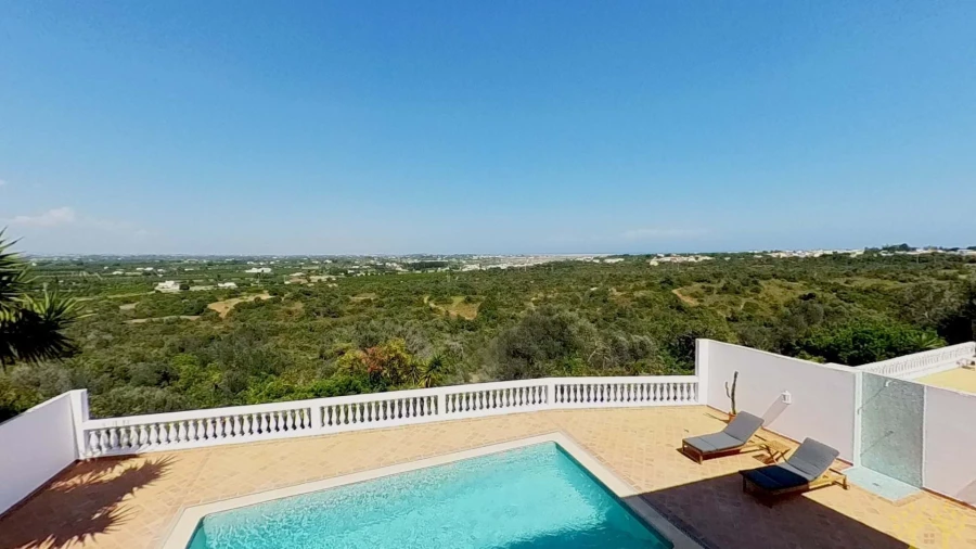 Moradia T4 para Venda em Olhão Foto 38