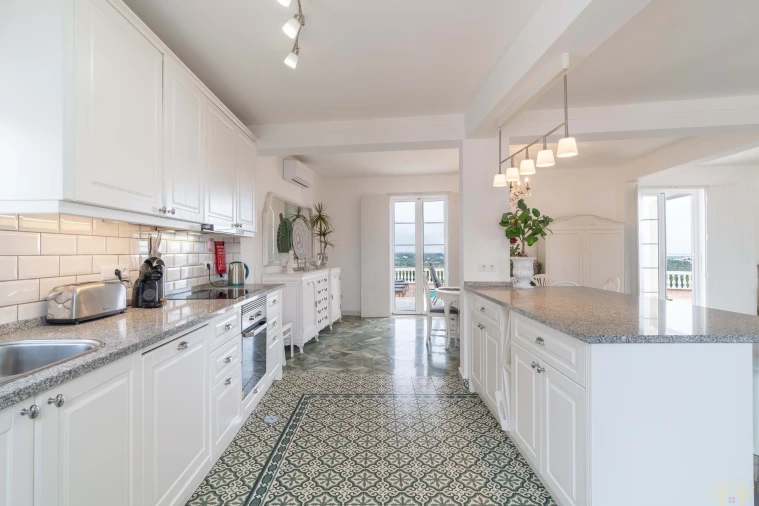 Moradia T4 para Venda em Olhão Foto 7