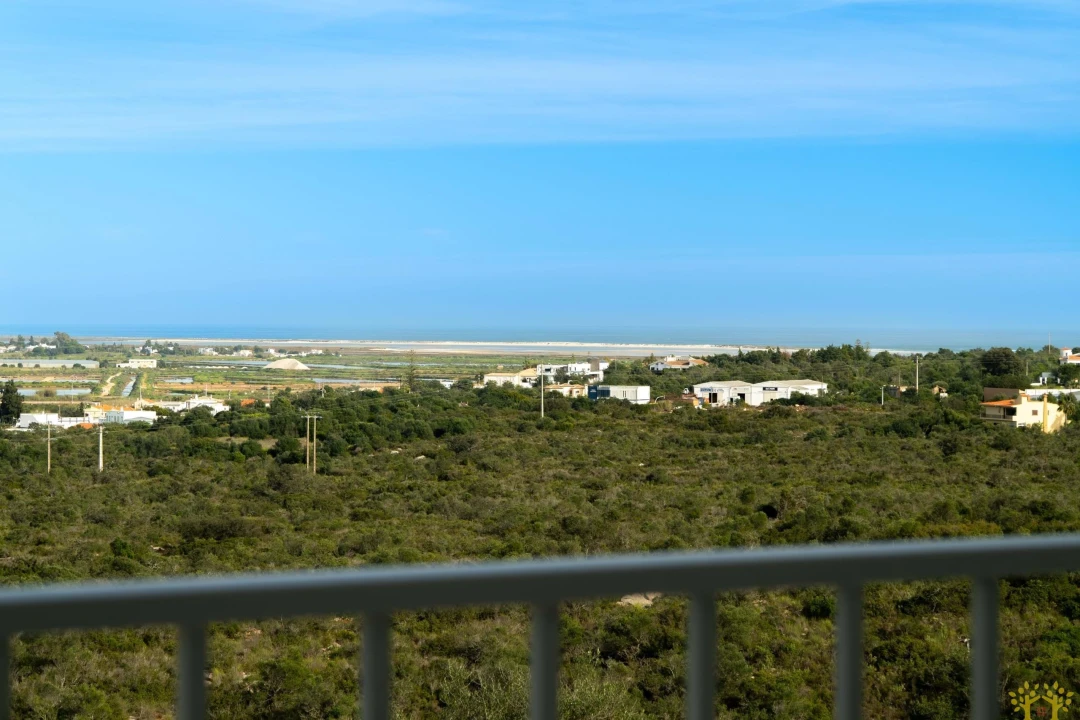 Moradia T4 para Venda em Olhão Foto 54