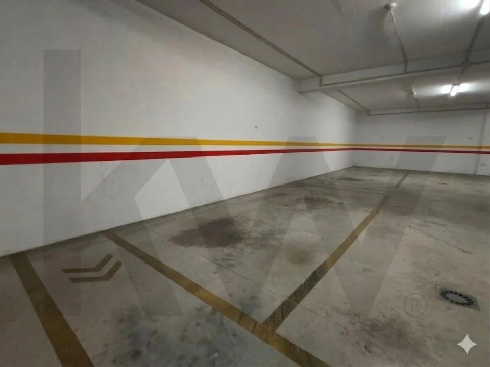 Apartamento T2 para Venda em Pechão Foto 19