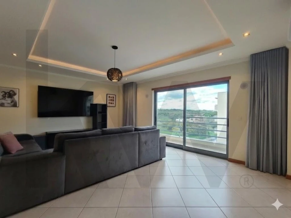 Apartamento T2 para Venda em Pechão Foto 3