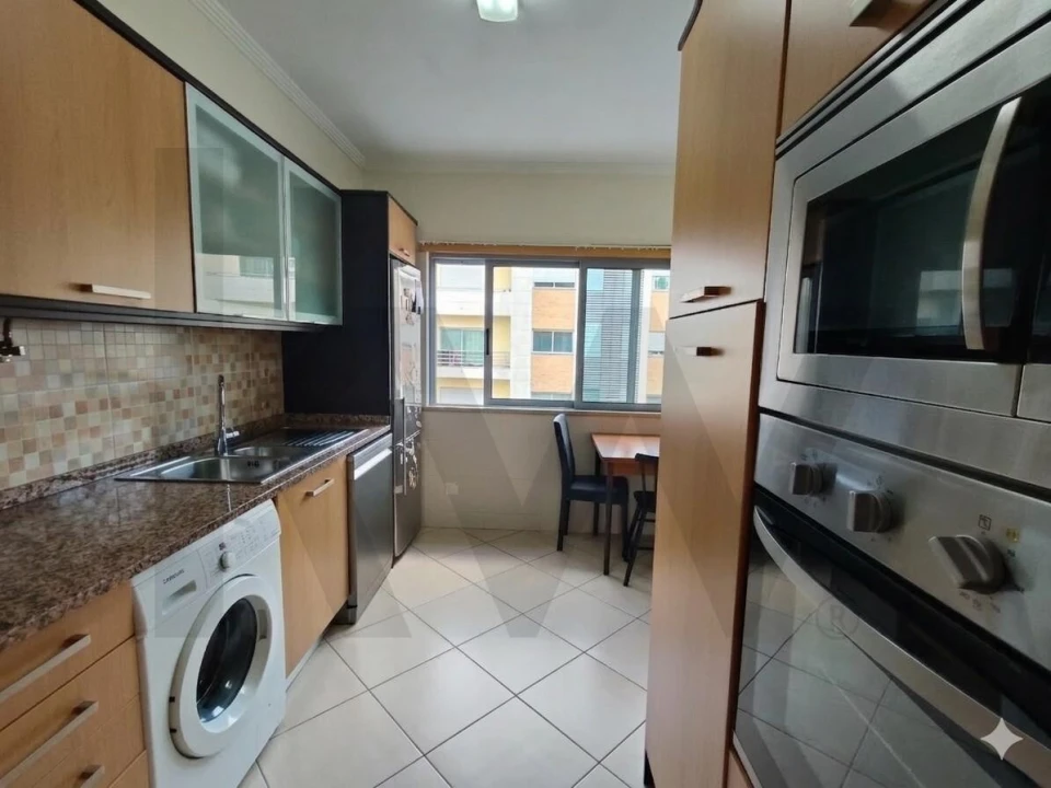 Apartamento T2 para Venda em Pechão Foto 6