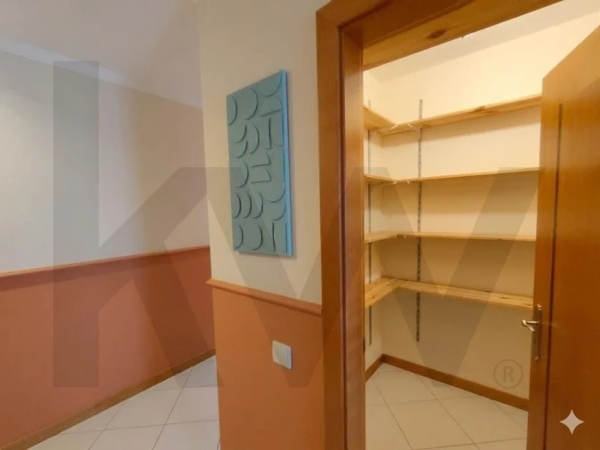 Apartamento T2 para Venda em Pechão Foto 10