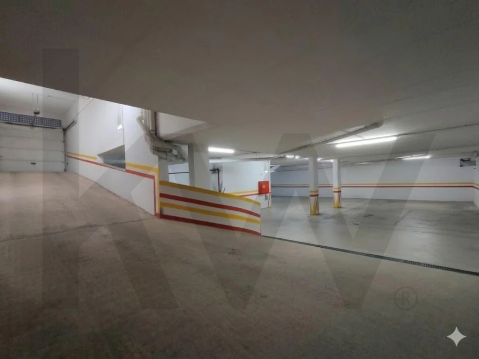 Apartamento T2 para Venda em Pechão Foto 20