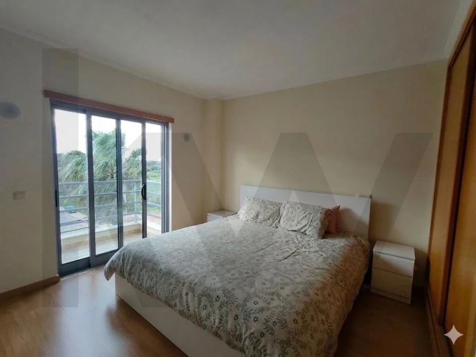 Apartamento T2 para Venda em Pechão Foto 11