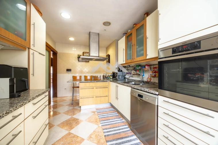 Apartamento T3 para Venda em Bonfim Foto 2