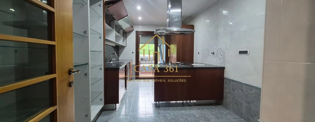 Apartamento T2 para Venda em Vila Franca de Xira Foto 8