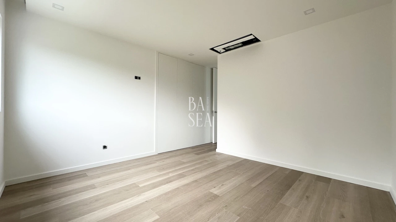 Moradia T3 para Venda em Lanhoso Foto 24