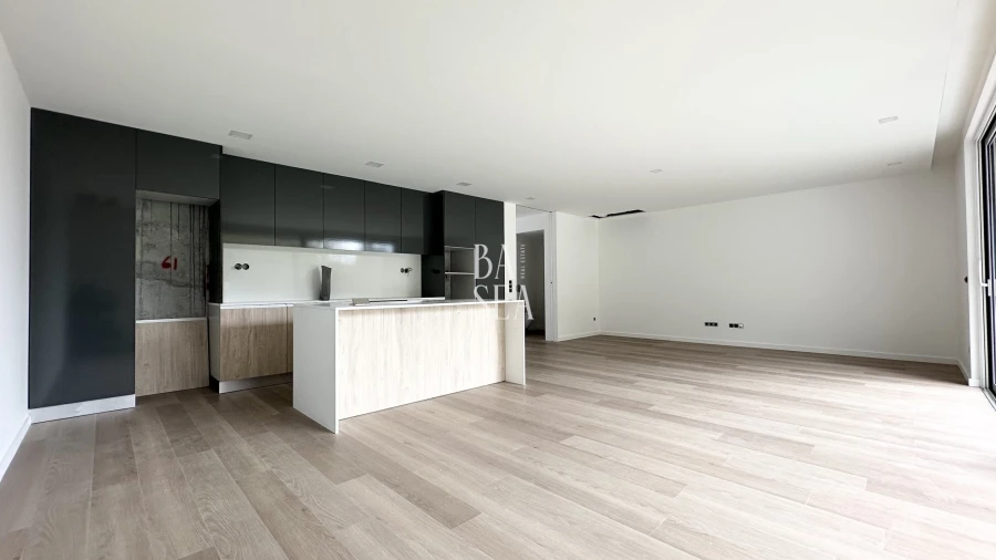Moradia T3 para Venda em Lanhoso