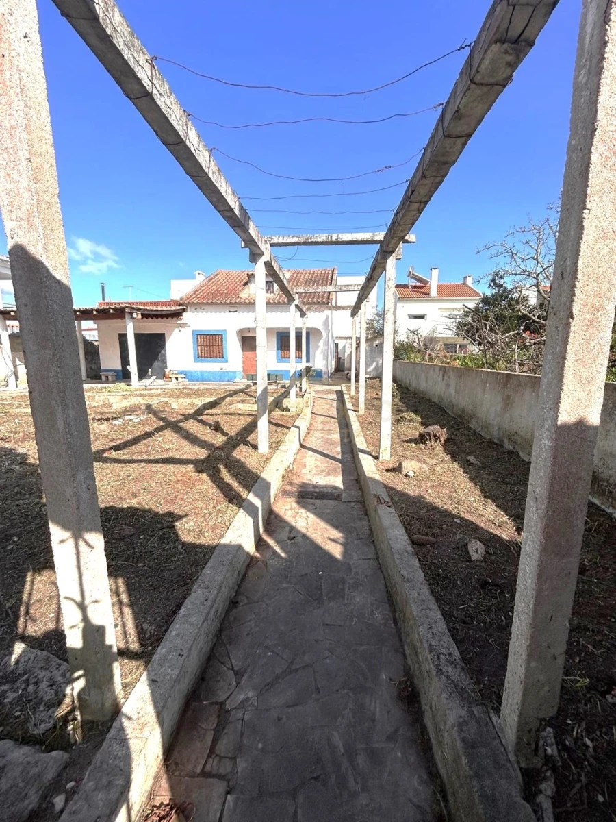 Moradia T3 para Venda em Amora Foto 3