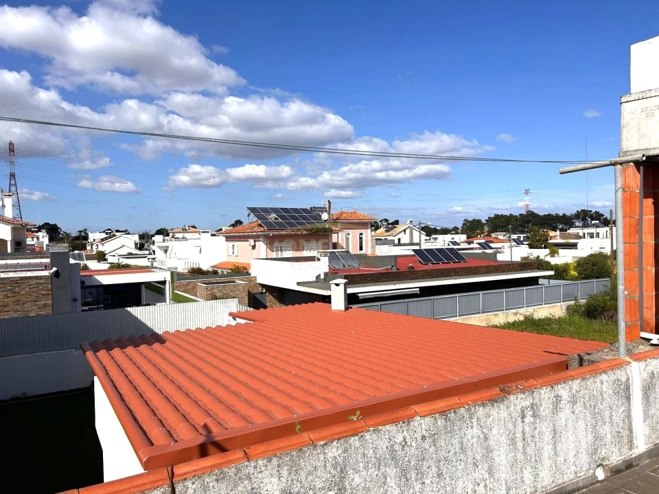 Moradia T3 para Venda em Amora Foto 4